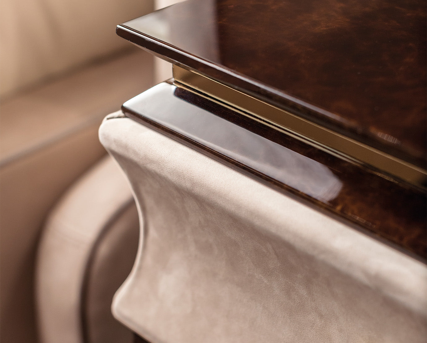 Tủ đầu giường Turri Noir