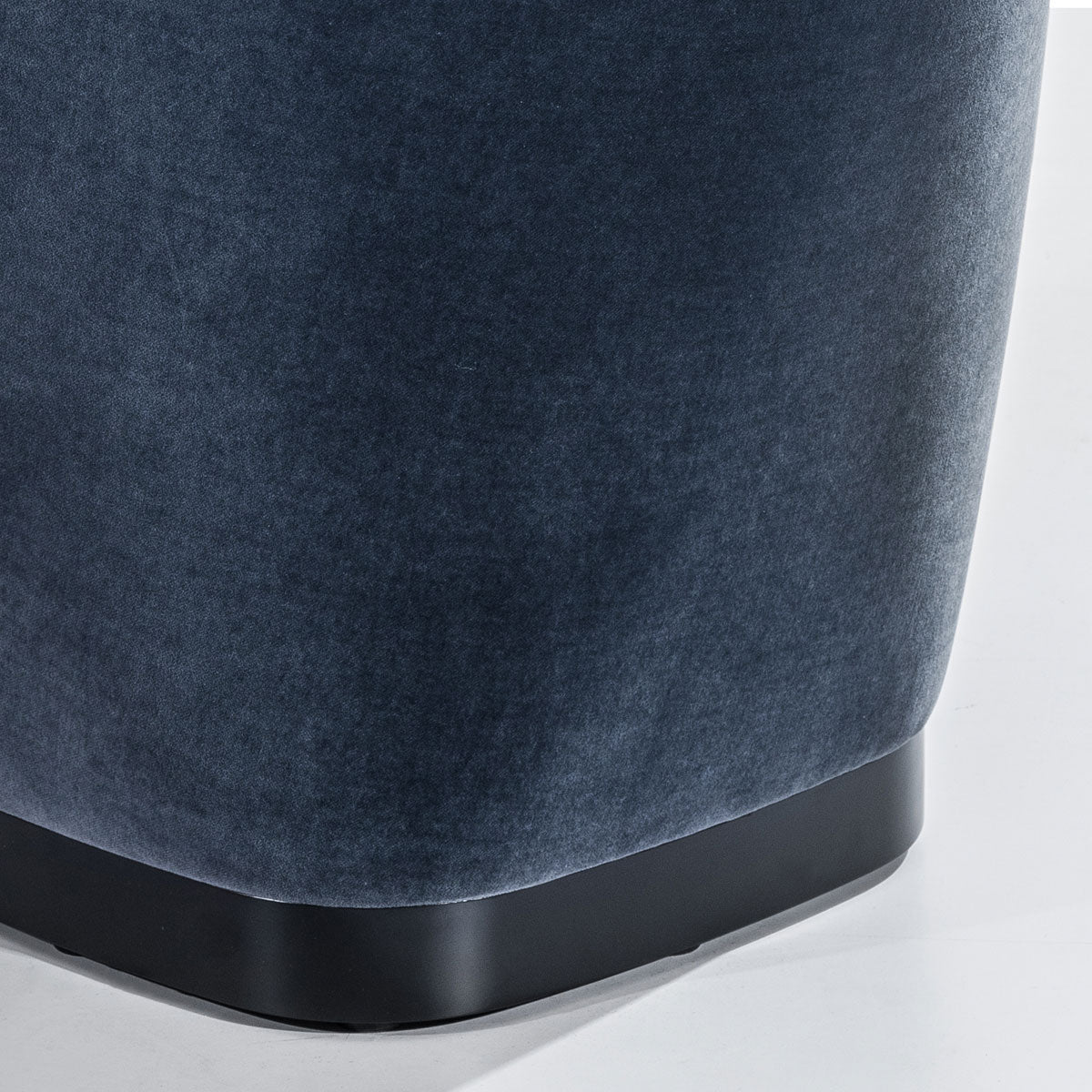 Tủ đầu giường Colunex Twist