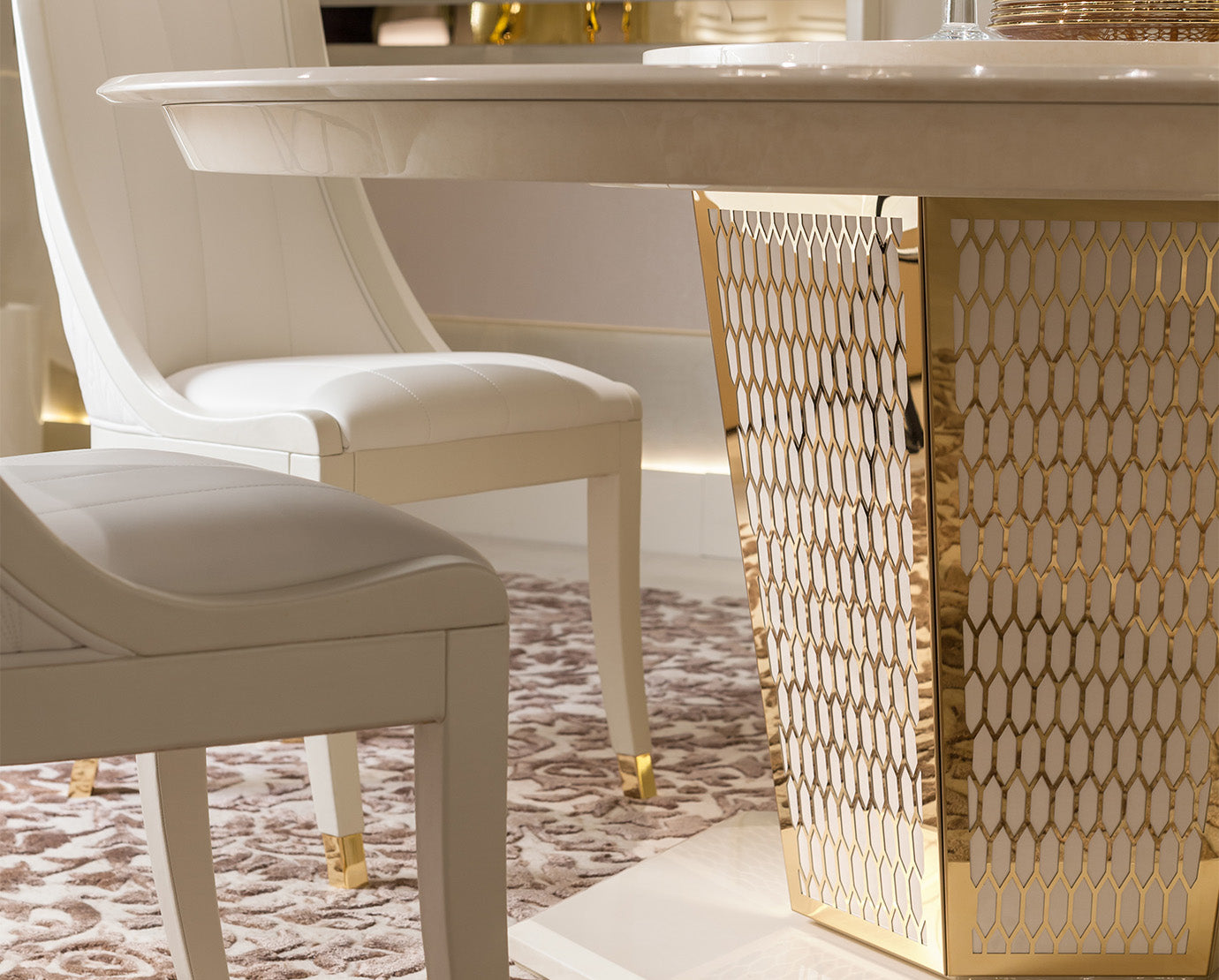 Bàn ăn Turri Vogue